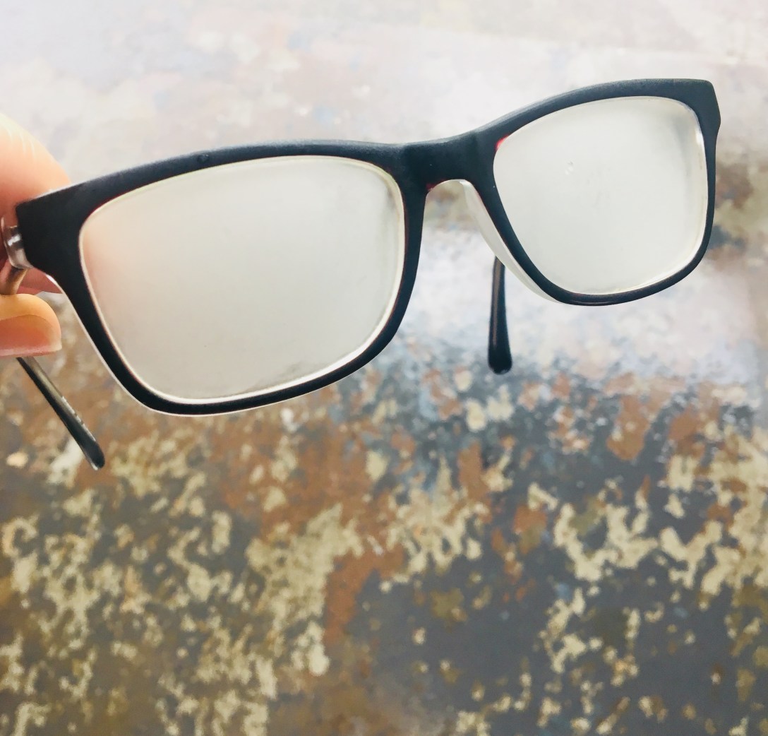 DC02D9DE-1BD7-4ED4-BAE3-8A813B3EB4BE